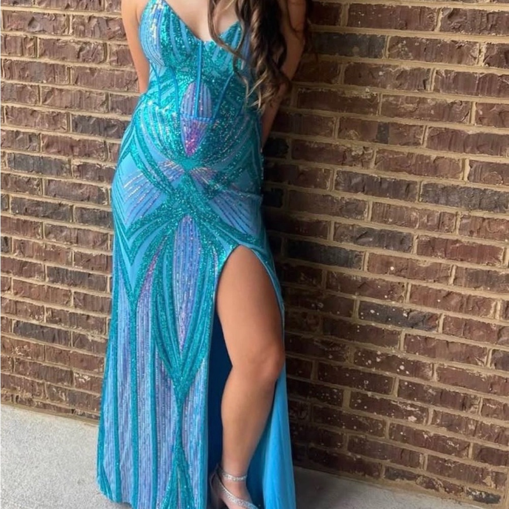 Elegant Purple Blue Sequin Evening Prom Gown Mermaid Vibes 🧜‍♀️ 7